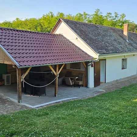 Mézesház Сasa de vacaciones Kisjakabfalva